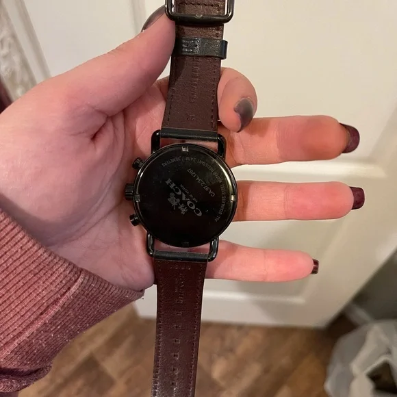 Coach Watch - Picture 3 of 3